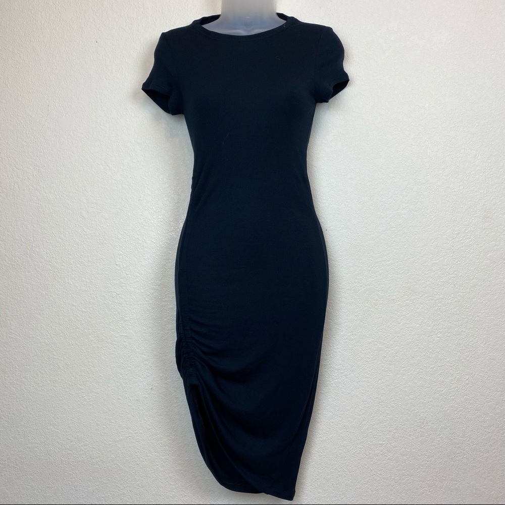 Club Monaco short sleeve t-shirt dress with side touched XS